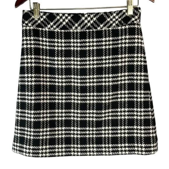 J.CREW FACTORY Houndstooth Plaid Wool Blend Mini Skirt Black White Preppy 4 - Picture 2 of 11